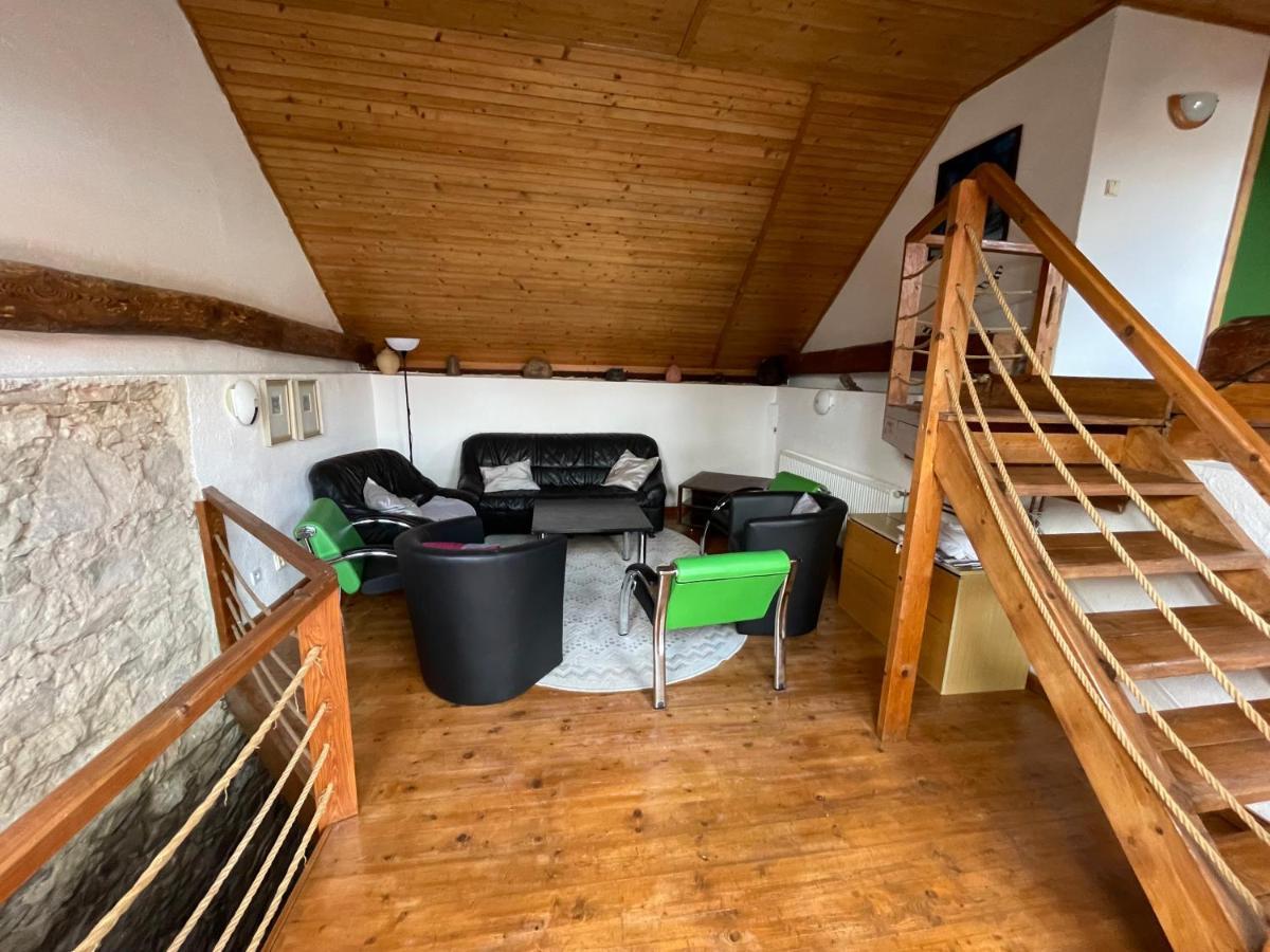 Keramicky A Vytvarny Atelier Konesin Kültér fotó